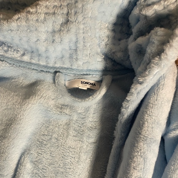 Baby Blue Robe - Picture 3 of 3